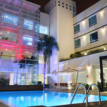 Radisson Poliforum Plaza Hotel Leon Ngoại thất bức ảnh
