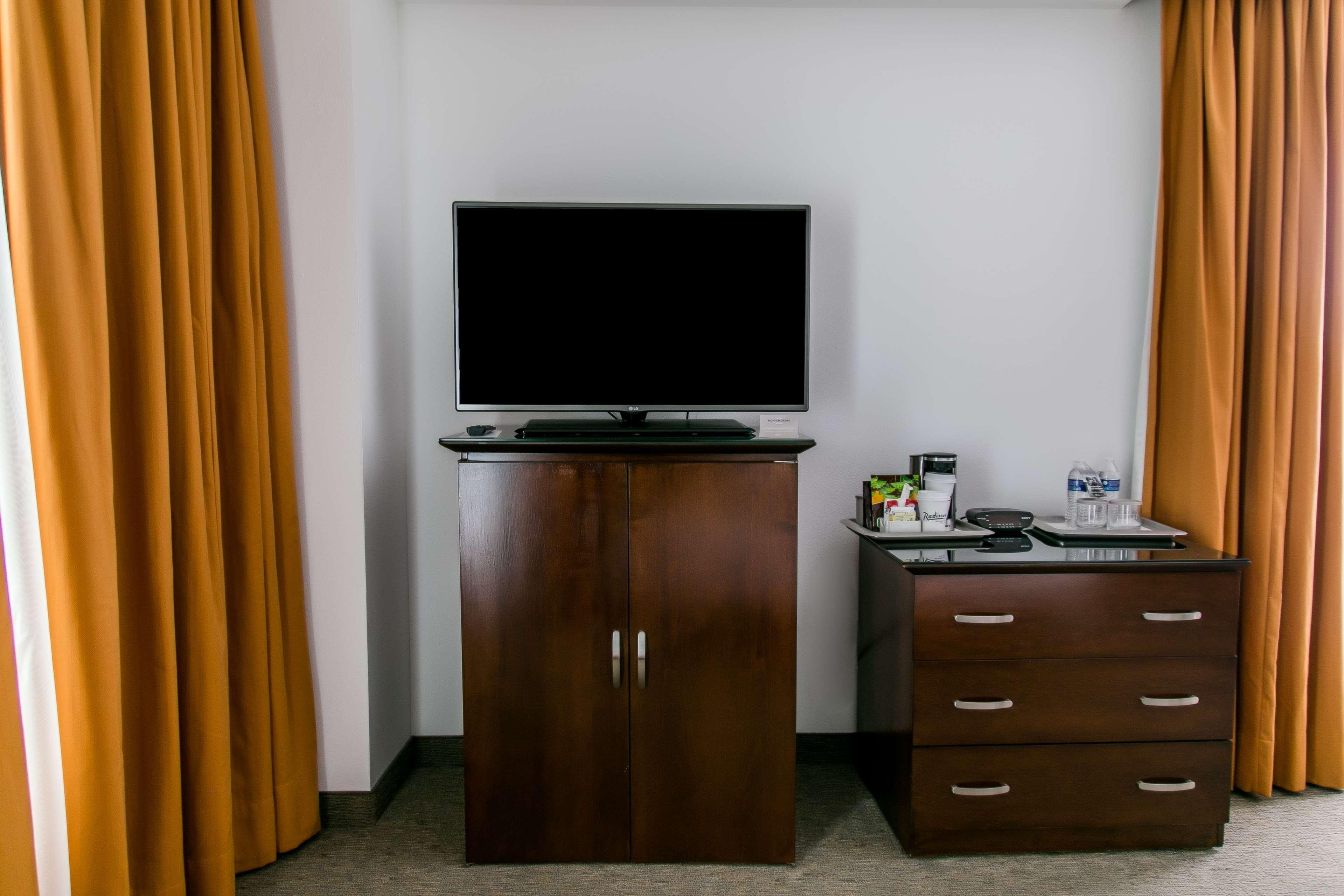 Radisson Poliforum Plaza Hotel Leon Ngoại thất bức ảnh