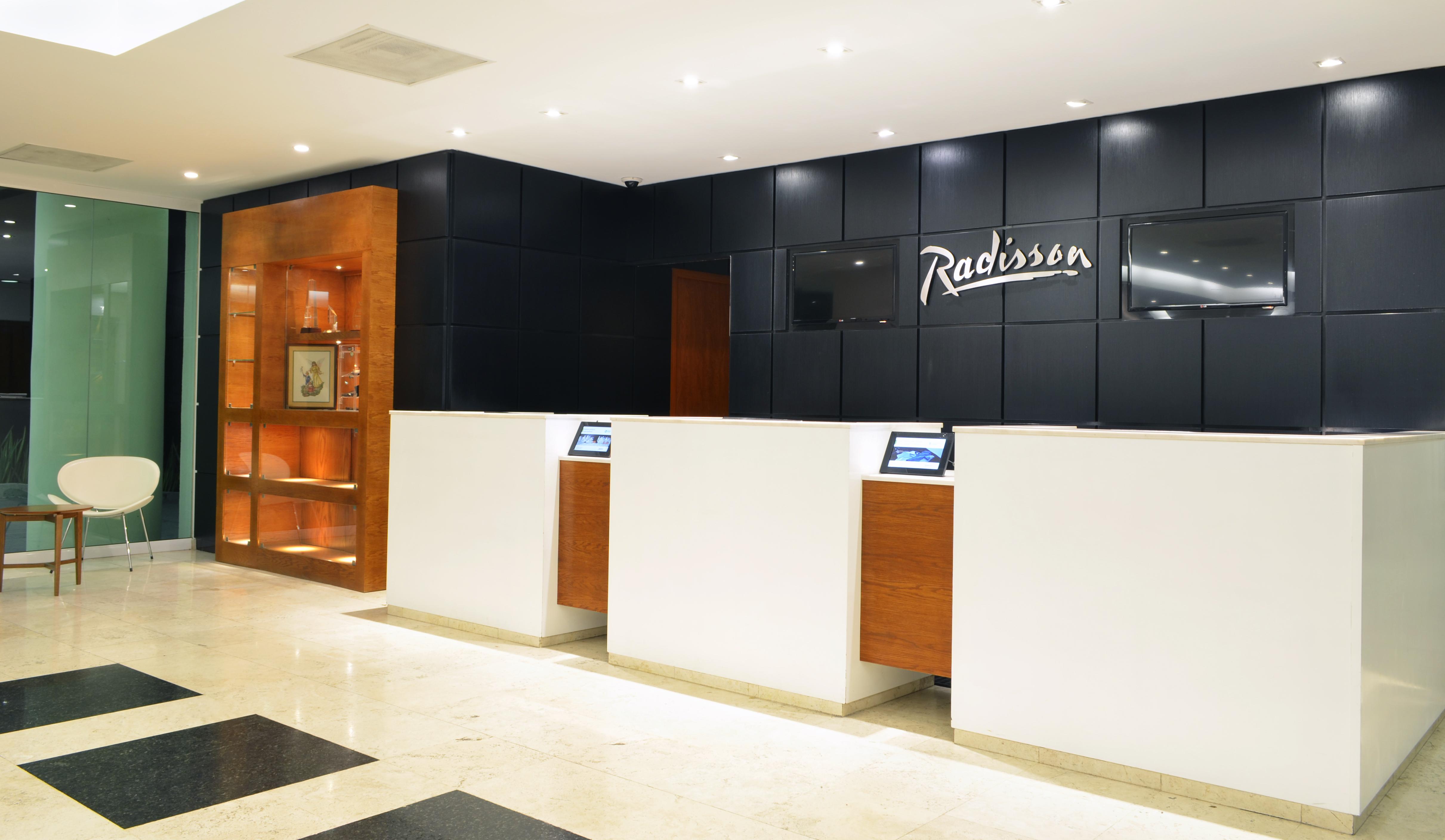 Radisson Poliforum Plaza Hotel Leon Ngoại thất bức ảnh