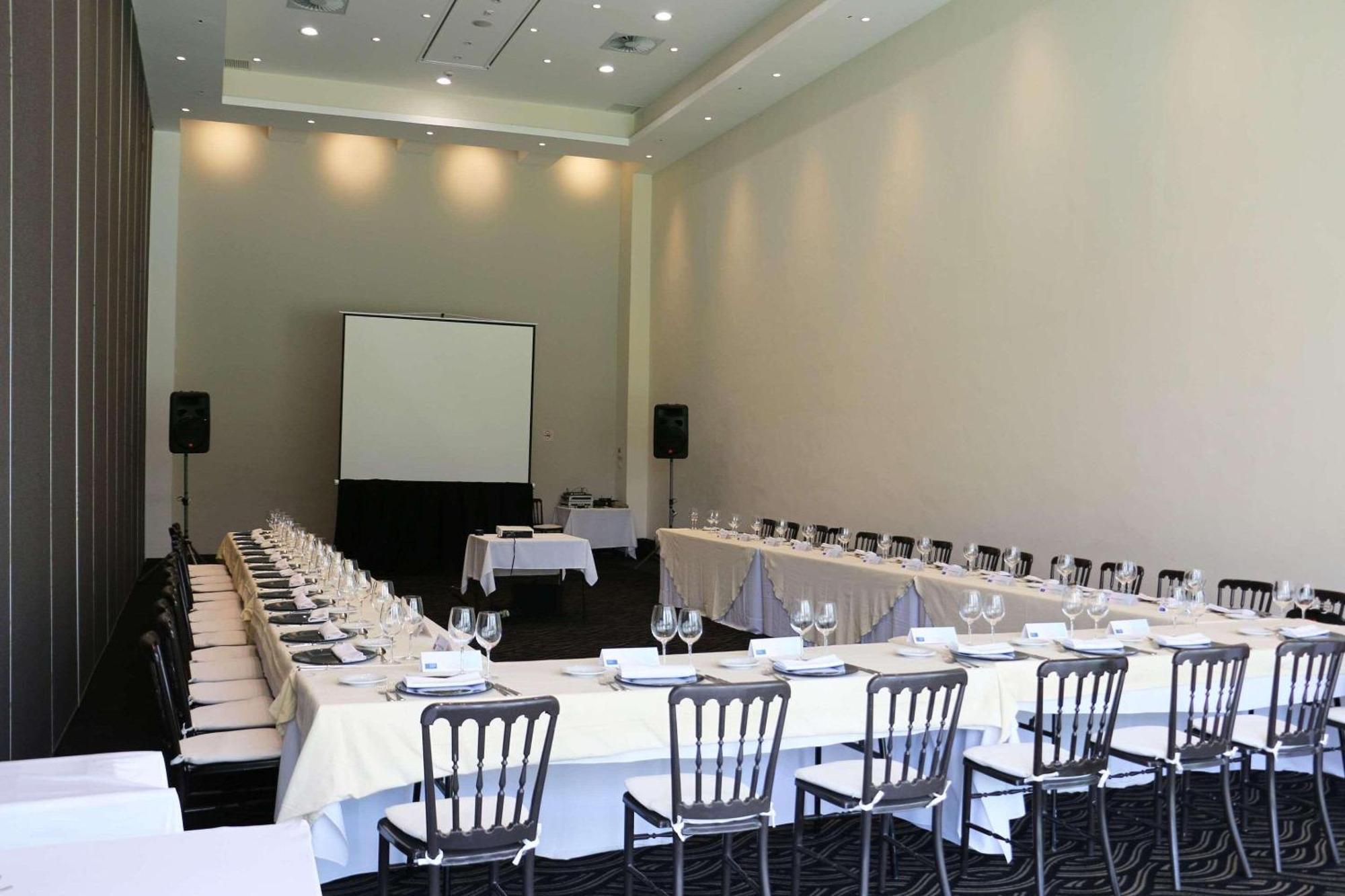 Radisson Poliforum Plaza Hotel Leon Ngoại thất bức ảnh